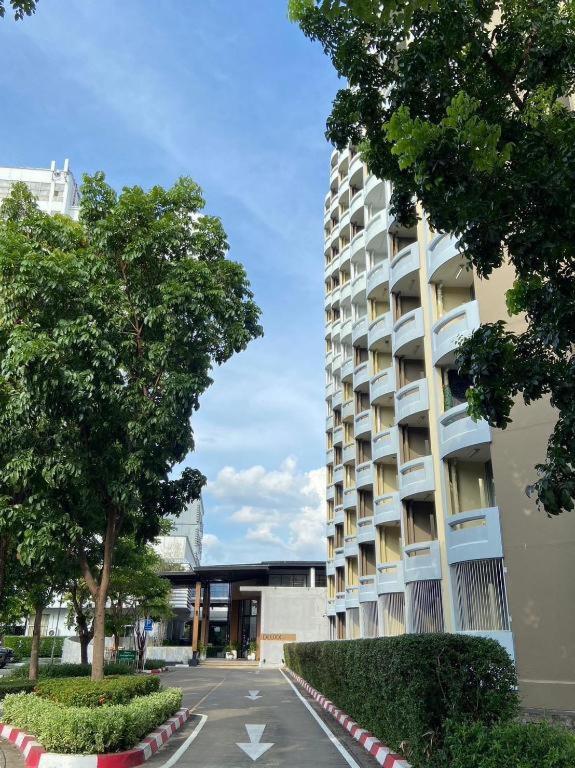 Dluxx Thammasat Pathum Thani Exterior foto